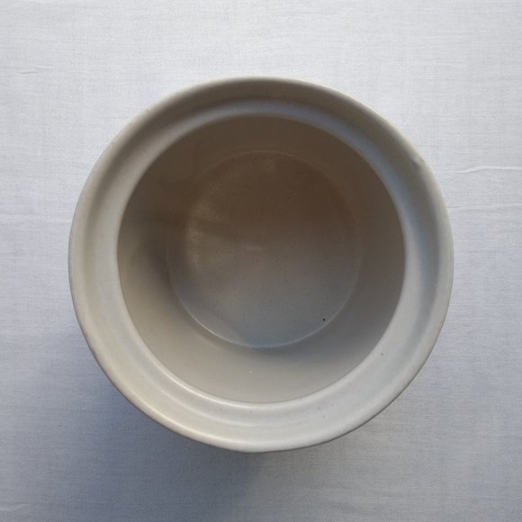 Vintage Pfaltzgraff Stoneware Yorktowne #1 Canister - Picture 3 of 8